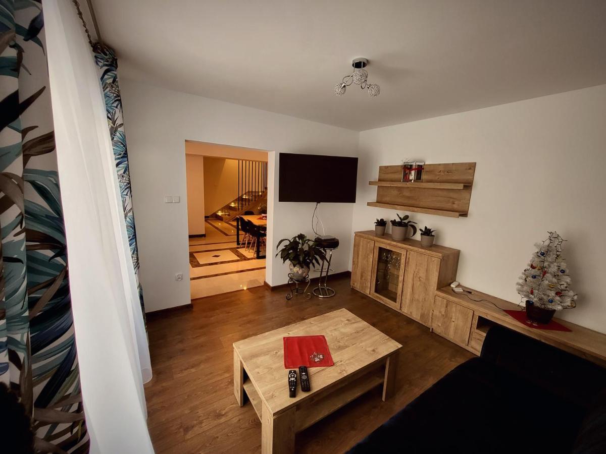 Pod Laskiem Krosnica  Bagian luar foto