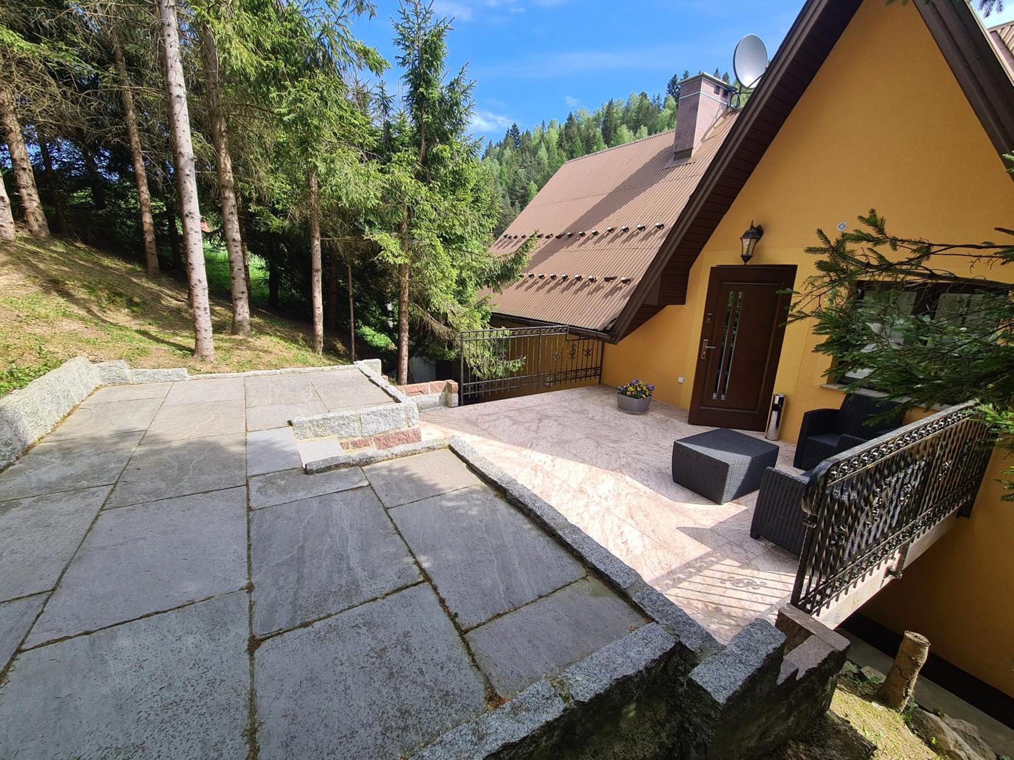 Pod Laskiem Krosnica  Bagian luar foto