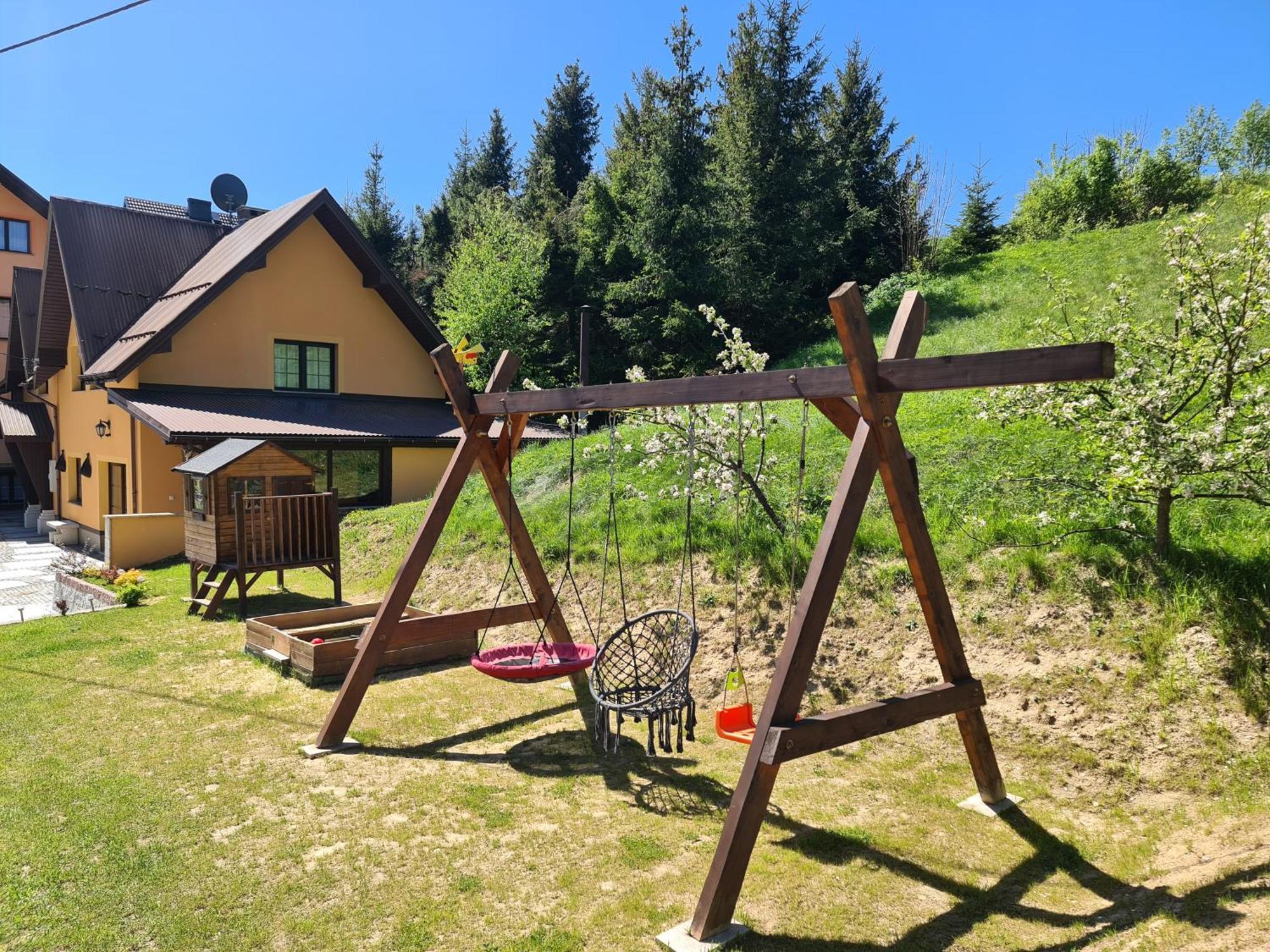 Pod Laskiem Krosnica  Bagian luar foto